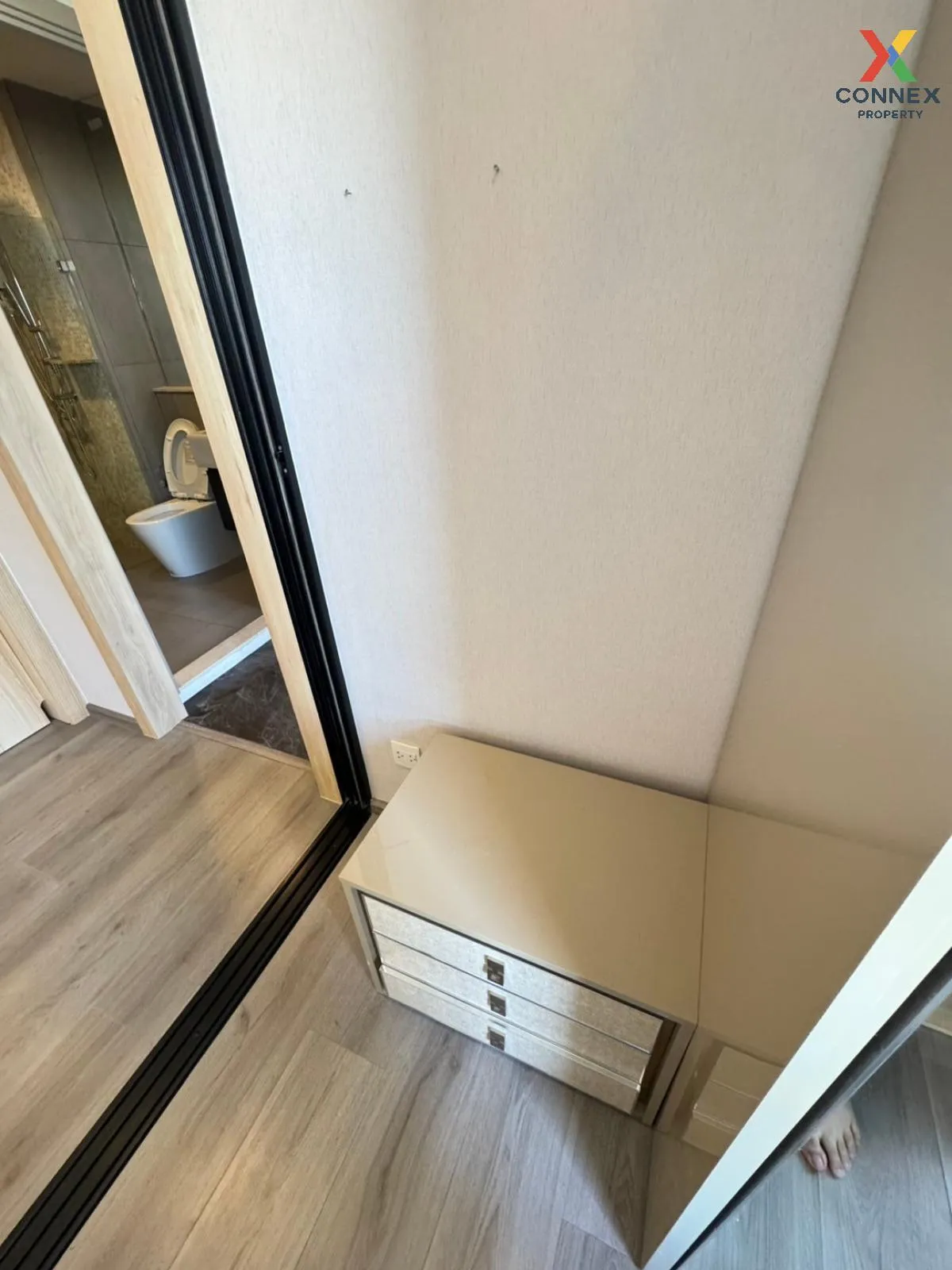 เช่าคอนโด  เดอะ โพลิแทน รีฟ ชั้นสูง วิวแม่น้ำ MRT-สะพานพระนั่งเกล