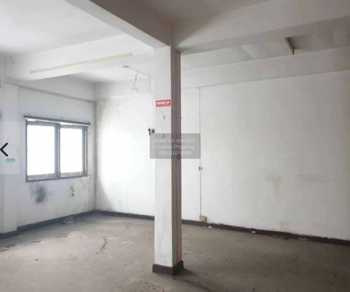 For Sale commercial building, 2 storey, soi  Phiphat 2 , Silom ,  3