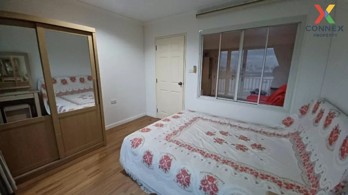 For Rent Condo , Lumpini Place Narathiwas - Chaopraya , Chong Non