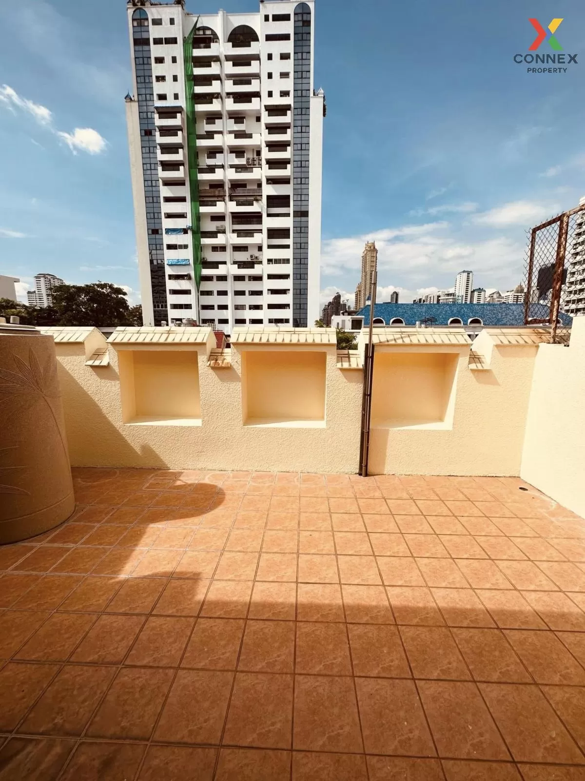 For Rent Townhouse/Townhome  , Moo Baan Chicha Castle , MRT-Phetc