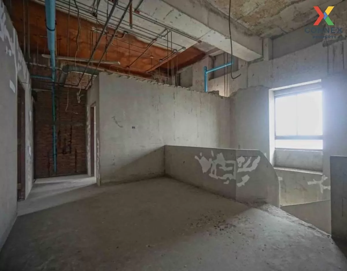 For Sale Condo , Elephant Tower , Duplex , MRT-Phahon Yothin , Ch