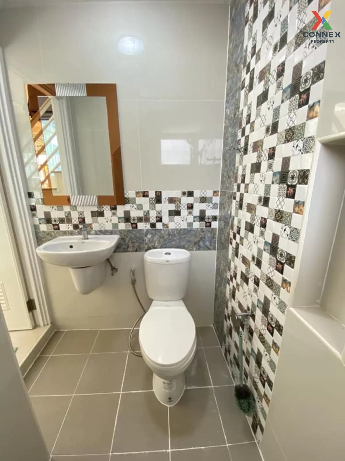 For Rent Townhouse/Townhome  , Golden Town 3 Bangna-Suanluang , D