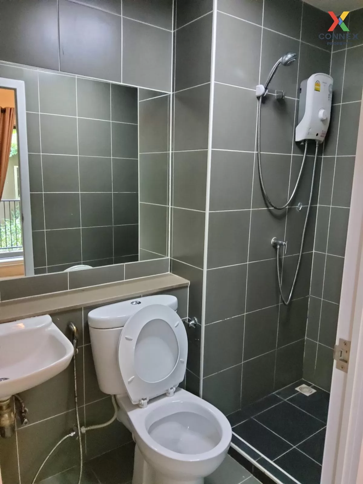 For Sale Condo ,  Plum Condo Laem Chabang 2 , Thung Sukhla , Si R 3