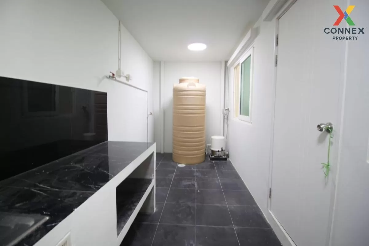 ขายทาวน์โฮม 2 ชั้น โกลเด้นท์ ทาวน์  เพชรเกษม 108 หนองแขม เขต หนอง