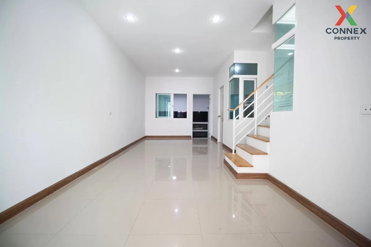 ขายทาวน์โฮม 2 ชั้น โกลเด้นท์ ทาวน์  เพชรเกษม 108 หนองแขม เขต หนอง