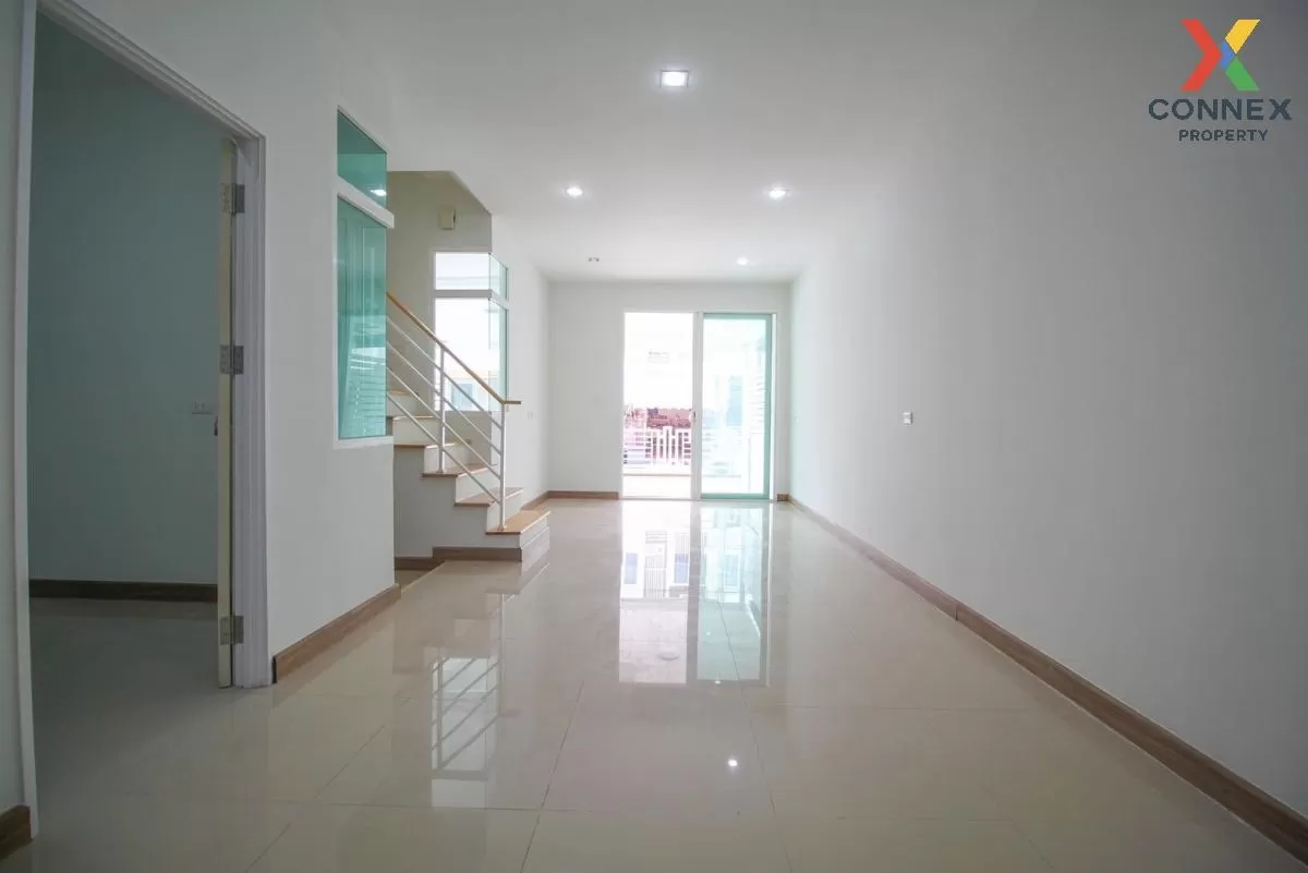 ขายทาวน์โฮม 2 ชั้น โกลเด้นท์ ทาวน์  เพชรเกษม 108 หนองแขม เขต หนอง