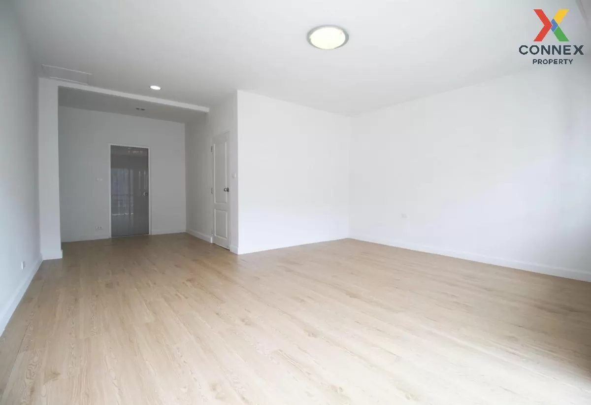 ขายทาวน์เฮ้าส์/ทาวน์โฮม  วิสต้า ปาร์ค พระราม 2  แสมดำ เขต บางขุนเ