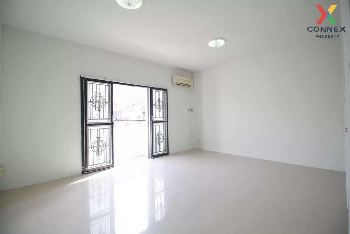 For Sale Monthon 5 Village , Bang Muang , Bang Yai , Nonthaburi ,