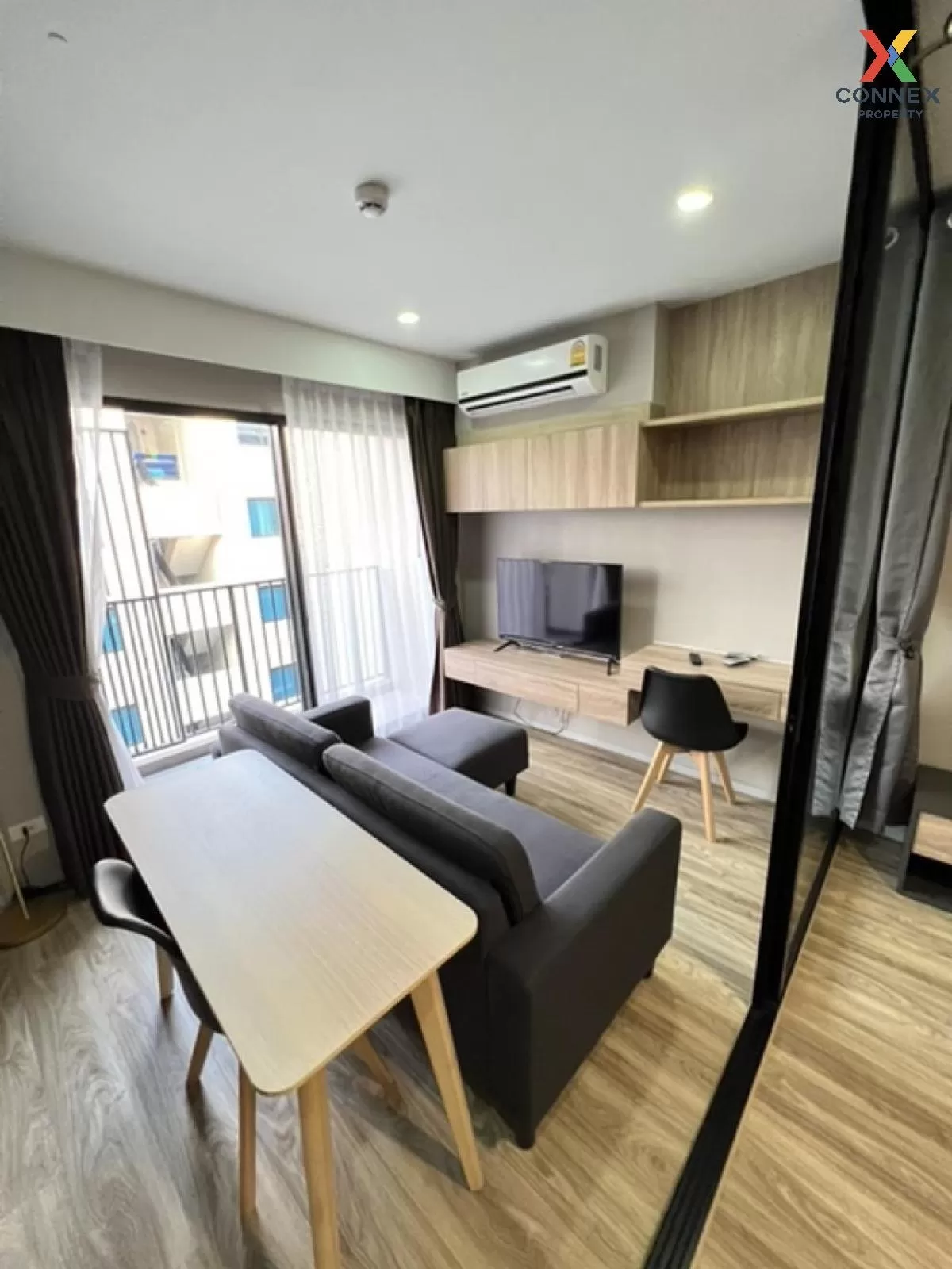 For Rent Condo , Blossom Condo @ Sathorn Charoenrat , BTS-Surasak