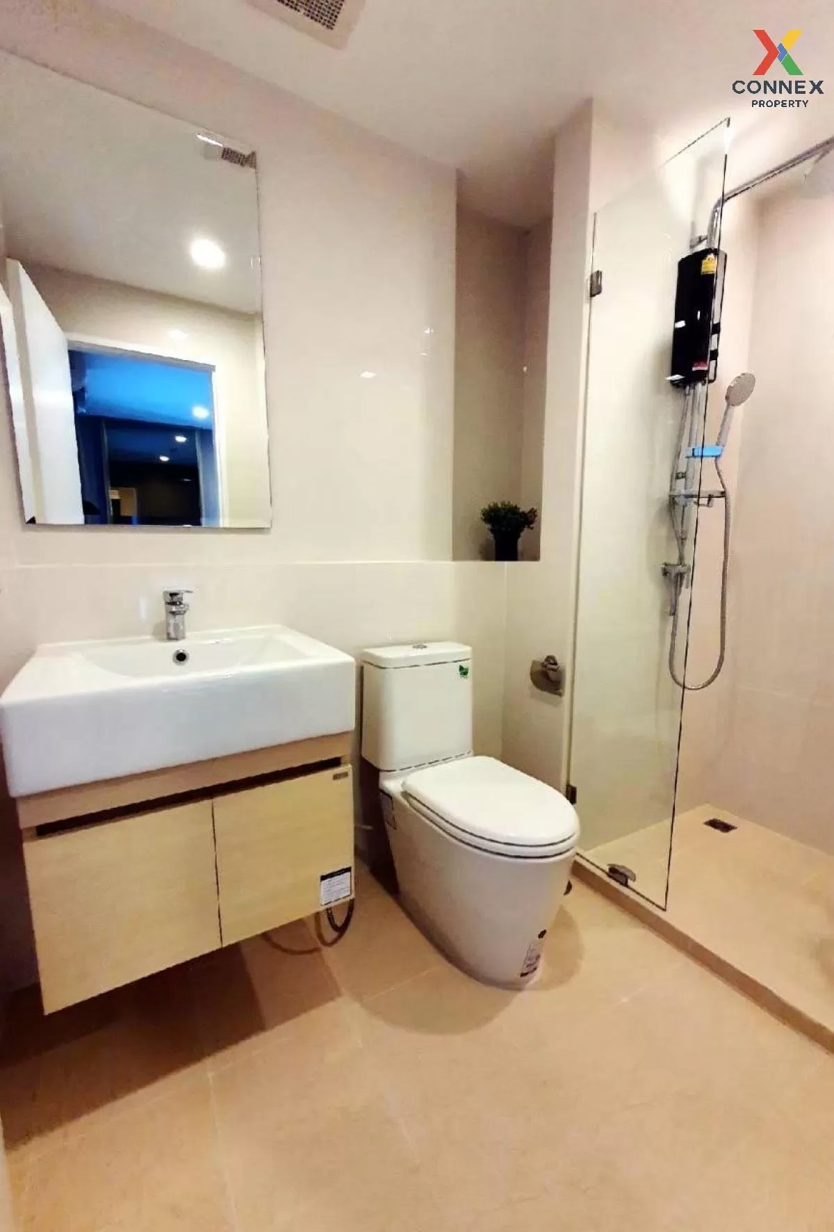 For Rent Condo , Metro Luxe Ratchada , MRT-Huai Khwang , Din Daen