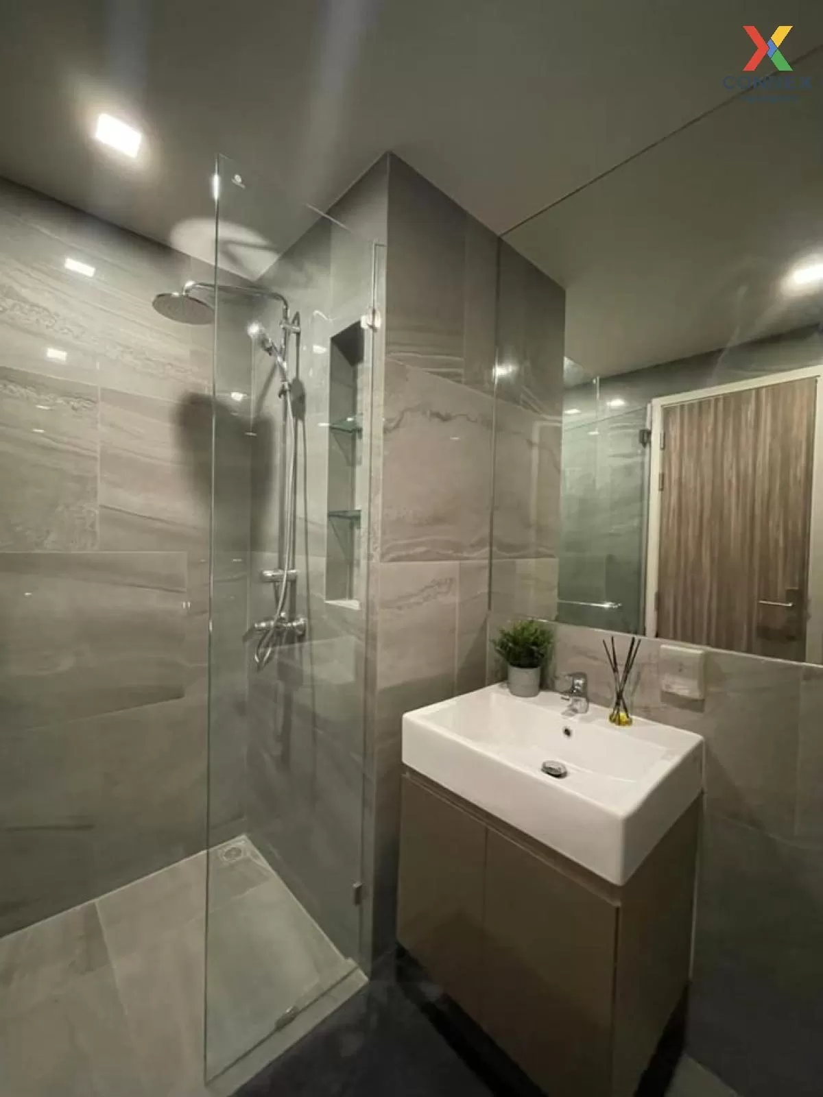 เช่าคอนโด  ไอดีโอ คิว สุขุมวิท 36 BTS-ทองหล่อ คลองตัน เขต คลองเตย