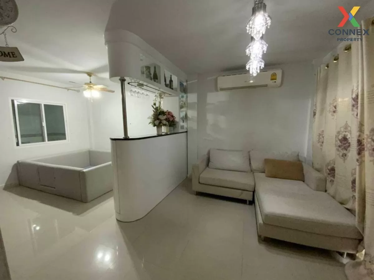 For Sale Townhouse/Townhome  , Novo Ville Wongwaen-Lumlukka-Klong 4