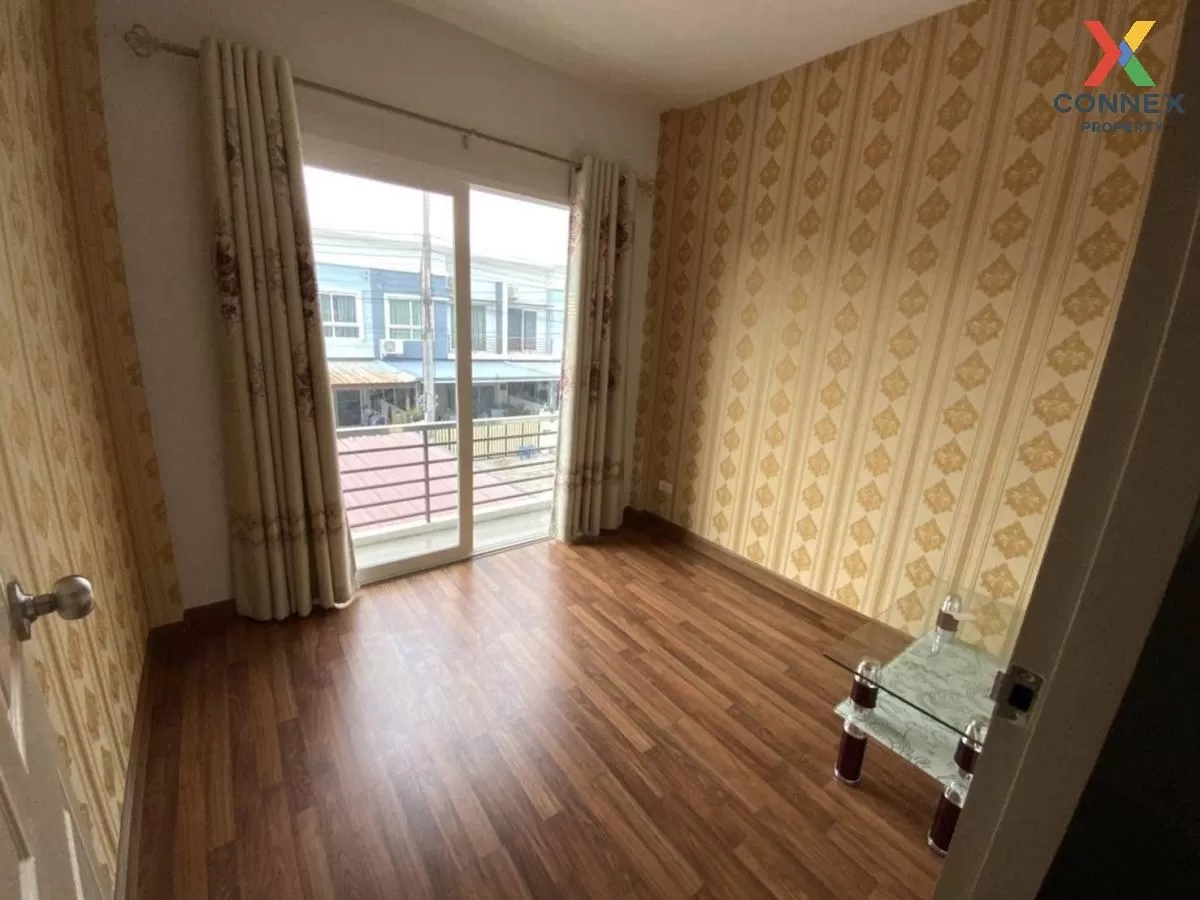 For Sale Townhouse/Townhome  , Novo Ville Wongwaen-Lumlukka-Klong