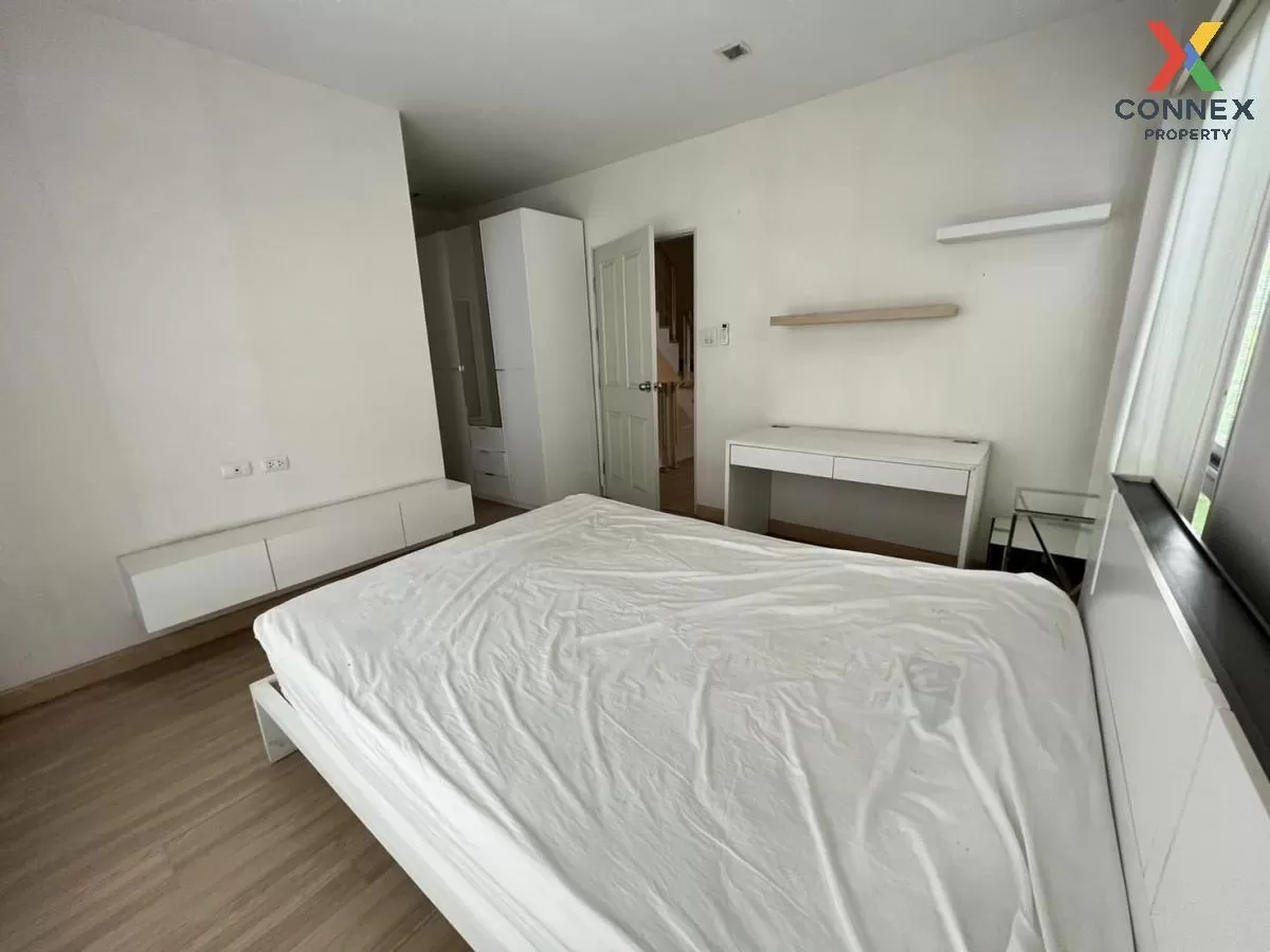 ขายทาวน์เฮ้าส์/ทาวน์โฮม  ดิ อินสปายร์ เทพารักษ์-วงแหวน ห้องมุม เท