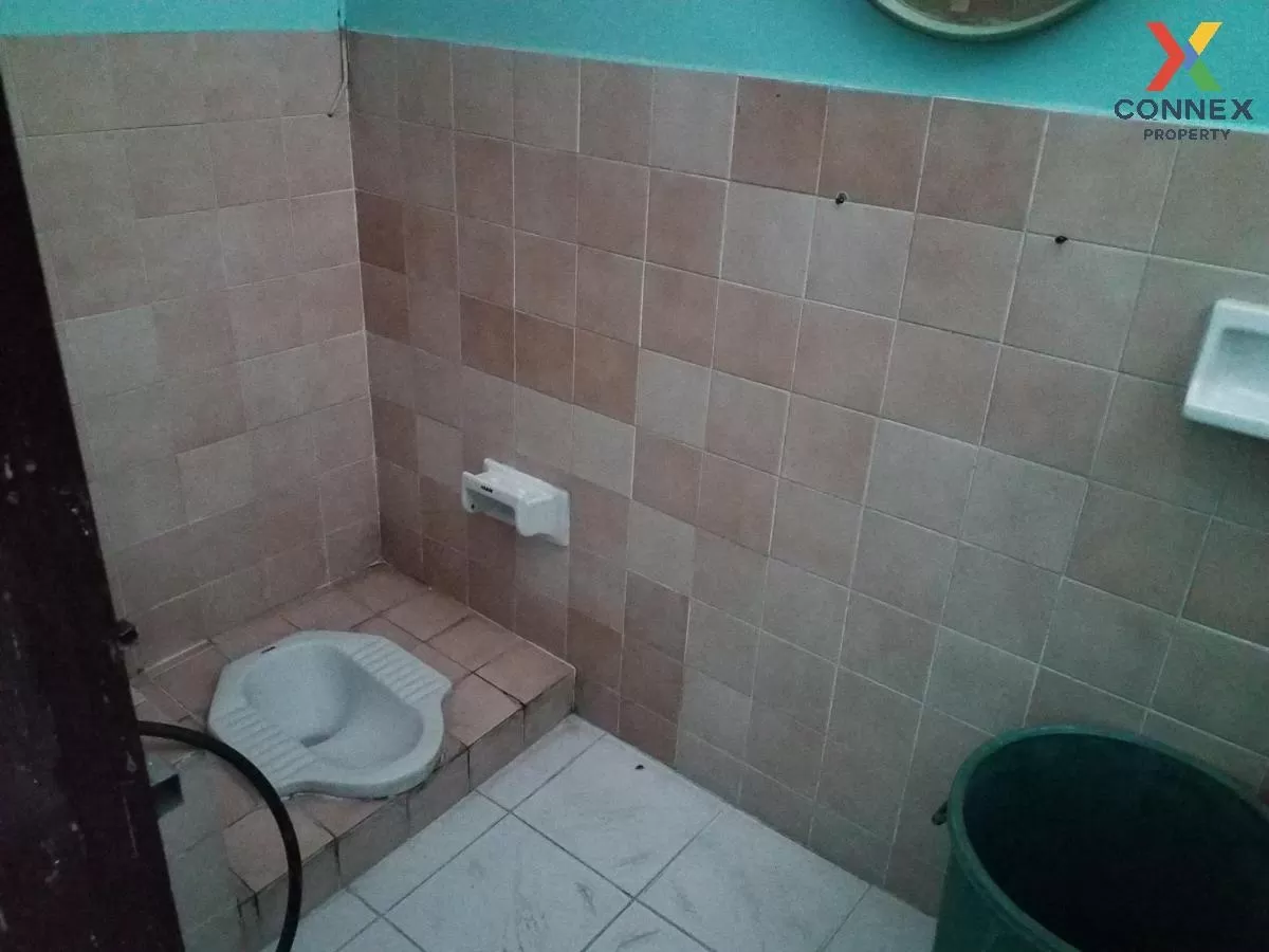 For Sale Commercial building, 3 storey, Soi Ban Suan - Phraya Saj For Sale Commercial building, 3 storey, Soi Ban Suan - Phraya Saj