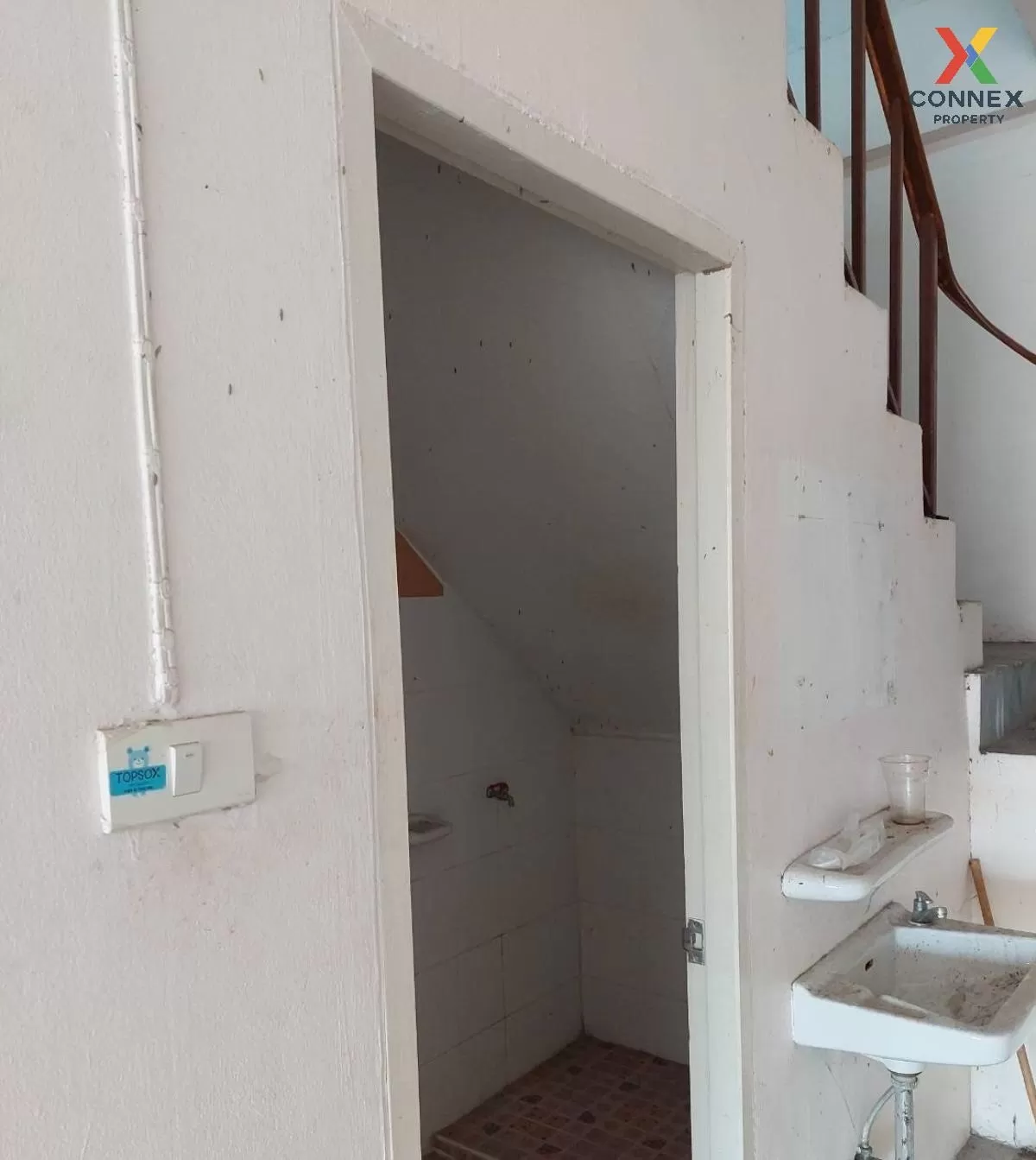 For Sale Commercial building, 3 storey, Suan Son Nakhon , Nong Ch 2