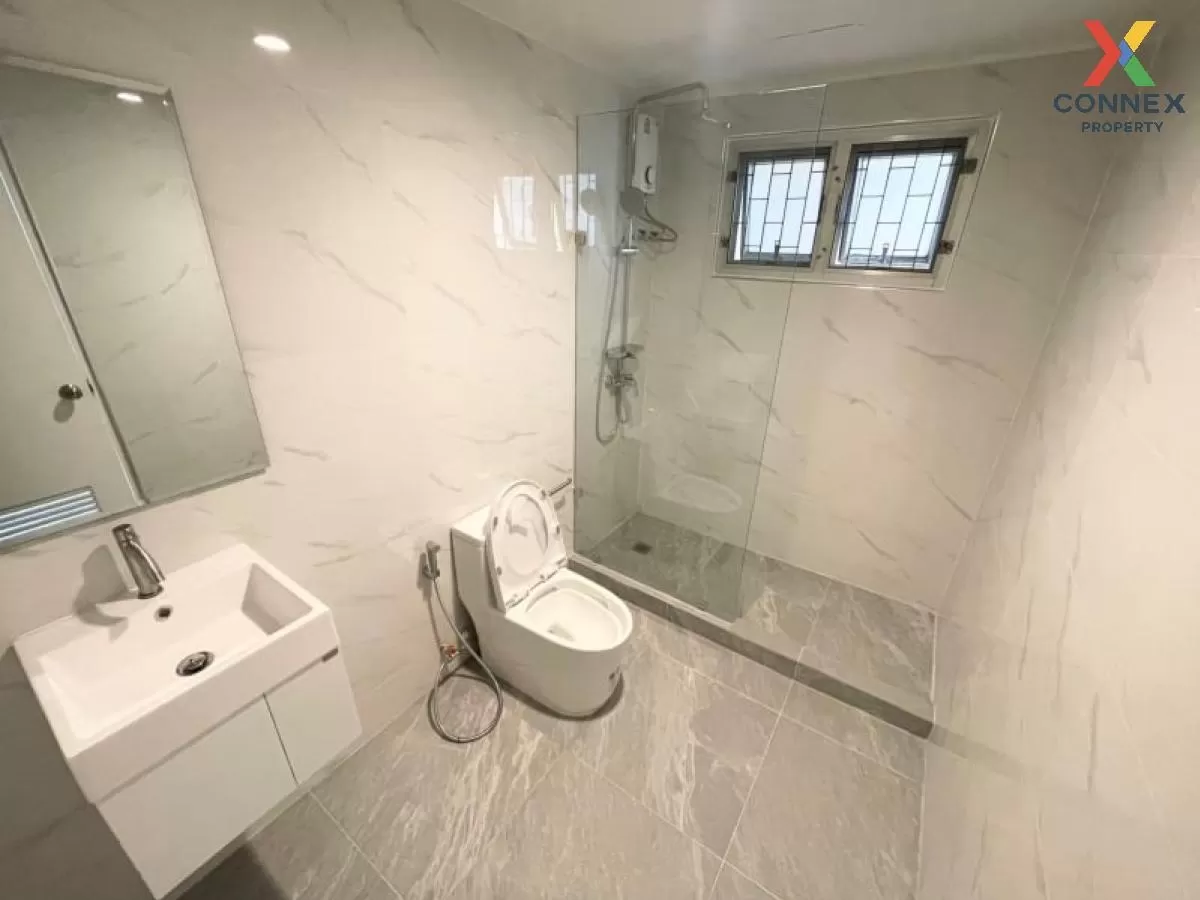 เช่าคอนโด  เดอะ วอเตอร์ฟอร์ด พระราม 4 BTS-พระโขนง คลองเตย เขต พระ