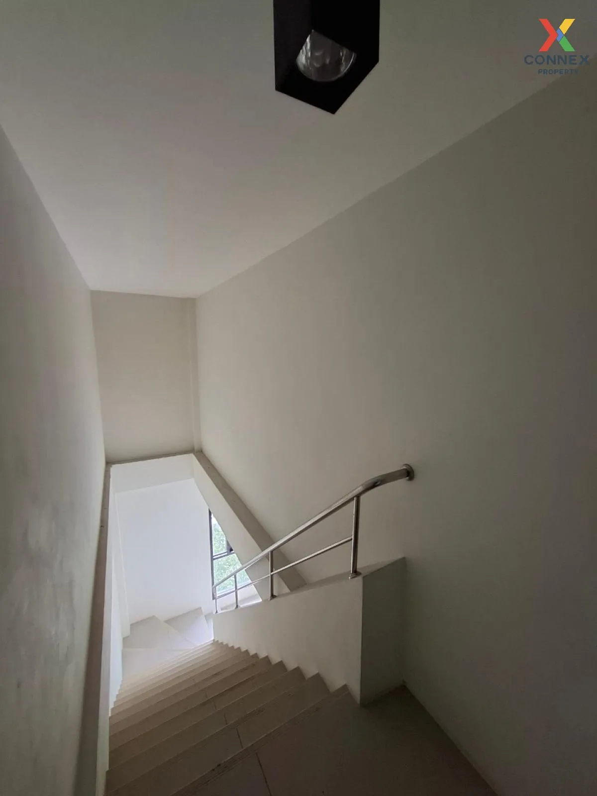 ขายอาคารพาณิชย์ 5ชั้น บาย เซ็นเตอร์ บางพระ ศรีราชา ชลบุรี CX-8523