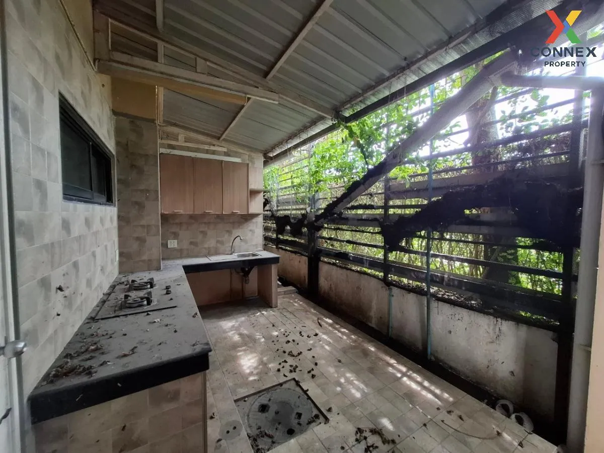 ขายอาคารพาณิชย์ 5ชั้น บาย เซ็นเตอร์ บางพระ ศรีราชา ชลบุรี CX-8523