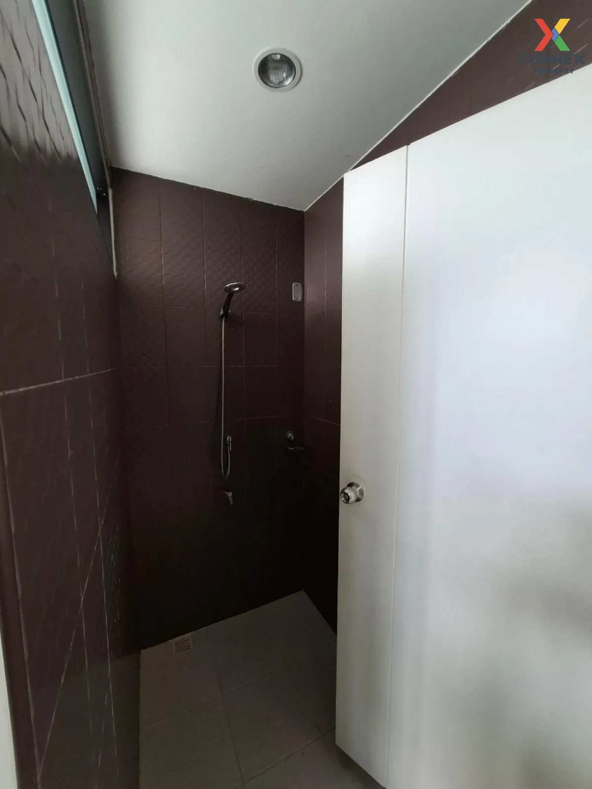 ขายอาคารพาณิชย์ 5ชั้น บาย เซ็นเตอร์ บางพระ ศรีราชา ชลบุรี CX-8523