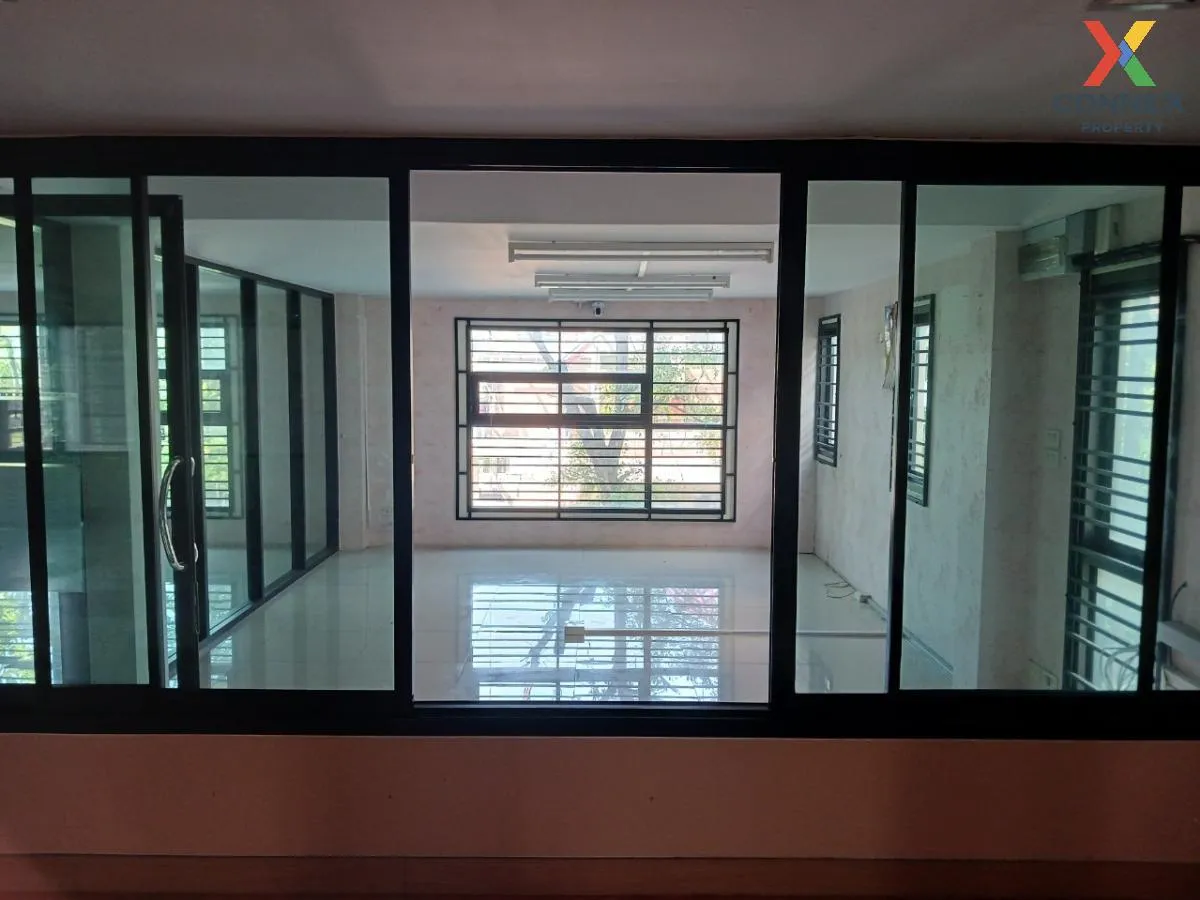 ขายอาคารพาณิชย์ 5ชั้น บาย เซ็นเตอร์ บางพระ ศรีราชา ชลบุรี CX-8523