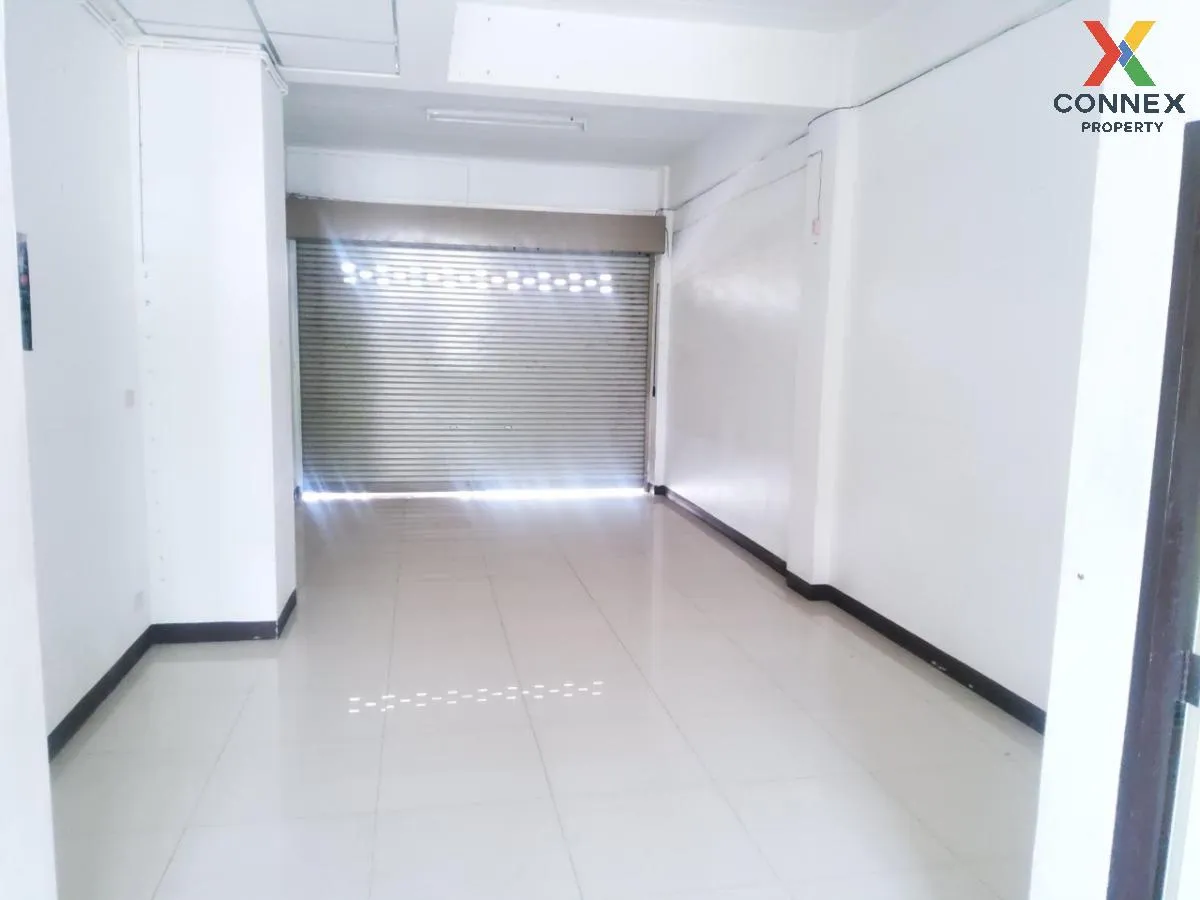 For Sale Commercial building, 4 storey, Pornthep Garden Ville Ban For Sale Commercial building, 4 storey, Pornthep Garden Ville Ban 4