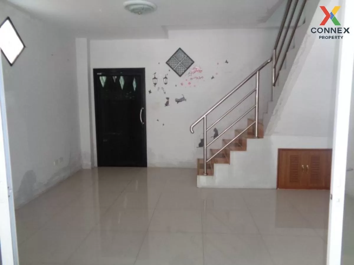 For Sale Commercial building, 3 storey, Na Jomtien Sattahip , Na  For Sale Commercial building, 3 storey, Na Jomtien Sattahip , Na  3