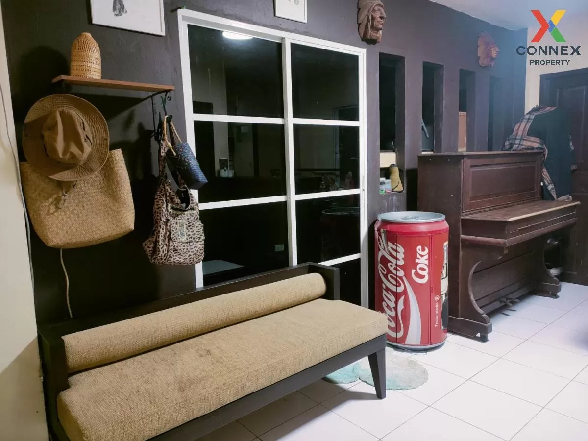 ขายทาวน์เฮ้าส์/ทาวน์โฮม  รัตนากร วิลเลจ 12 หนองปรือ บางละมุง ชลบุ