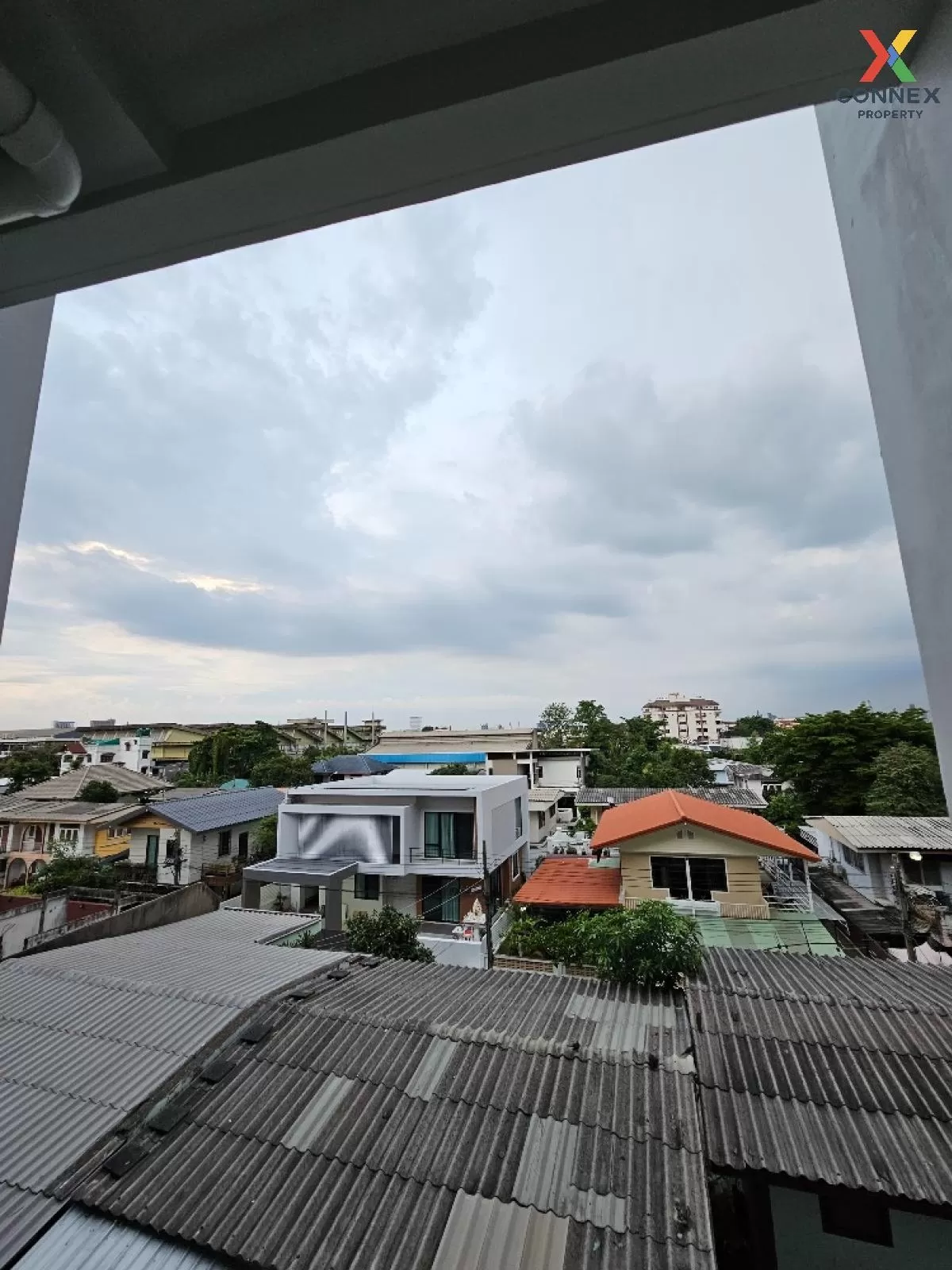 For Rent Condo , Chewathai Hallmark Ladprao-Chokchai 4 , MRT-Chok