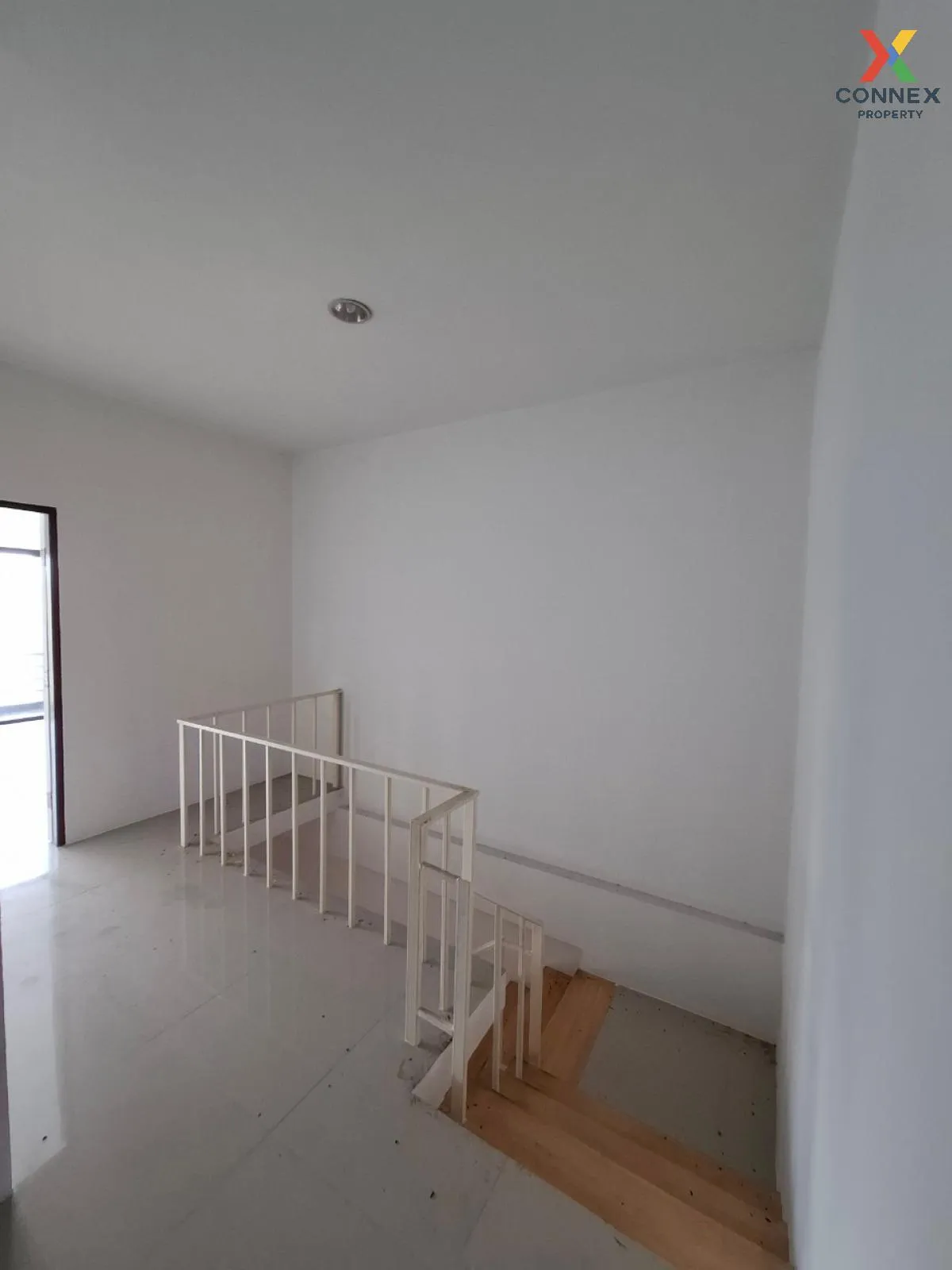 ขายอาคารพาณิชย์ 3ชั้น นาเกลือ - เขาไม้แก้ว ตะเคียนเตี้ย บางละมุง 