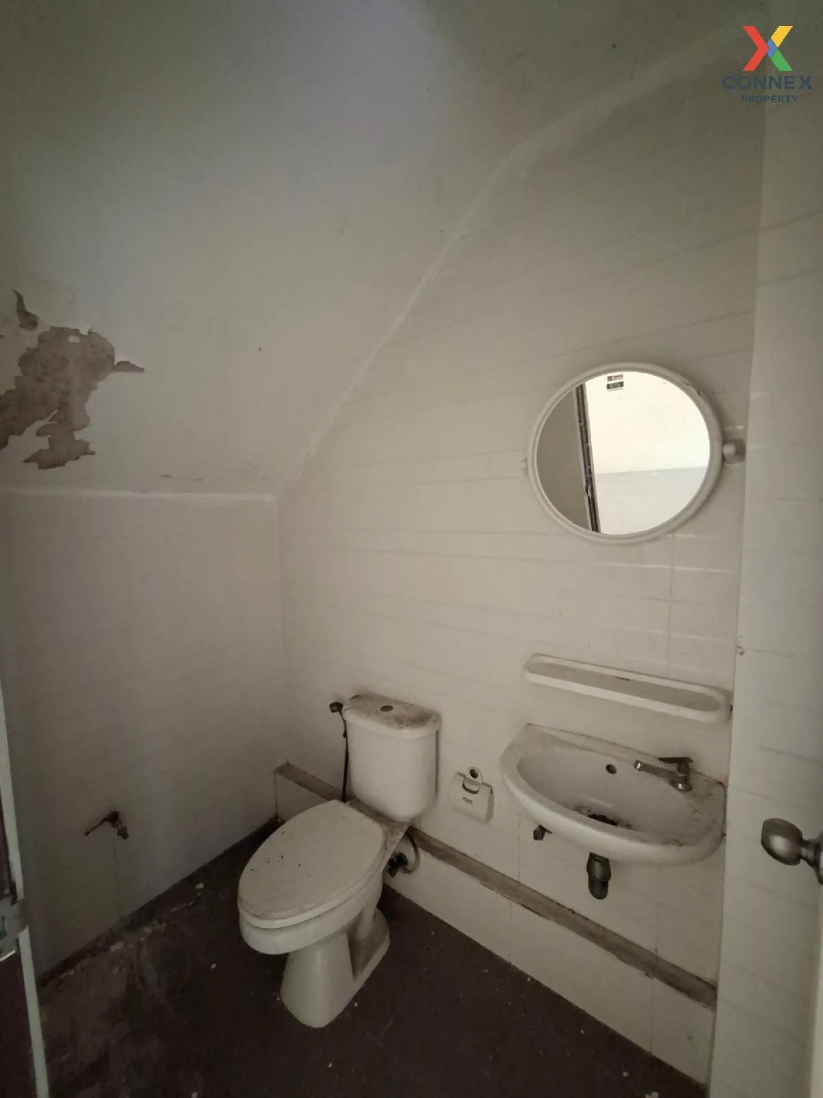 ขายอาคารพาณิชย์ 3ชั้น นาเกลือ - เขาไม้แก้ว ตะเคียนเตี้ย บางละมุง 