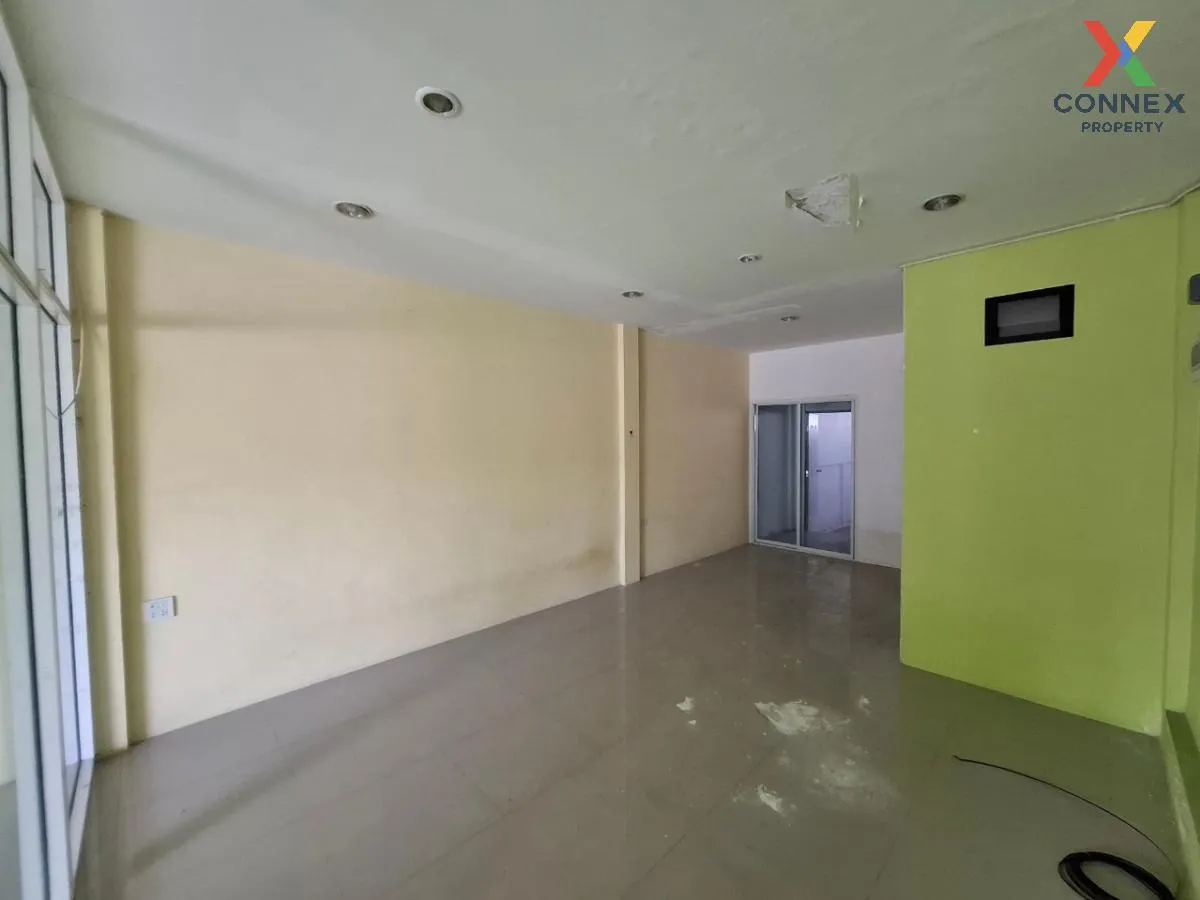 ขายอาคารพาณิชย์ 3ชั้น นาเกลือ - เขาไม้แก้ว ตะเคียนเตี้ย บางละมุง 