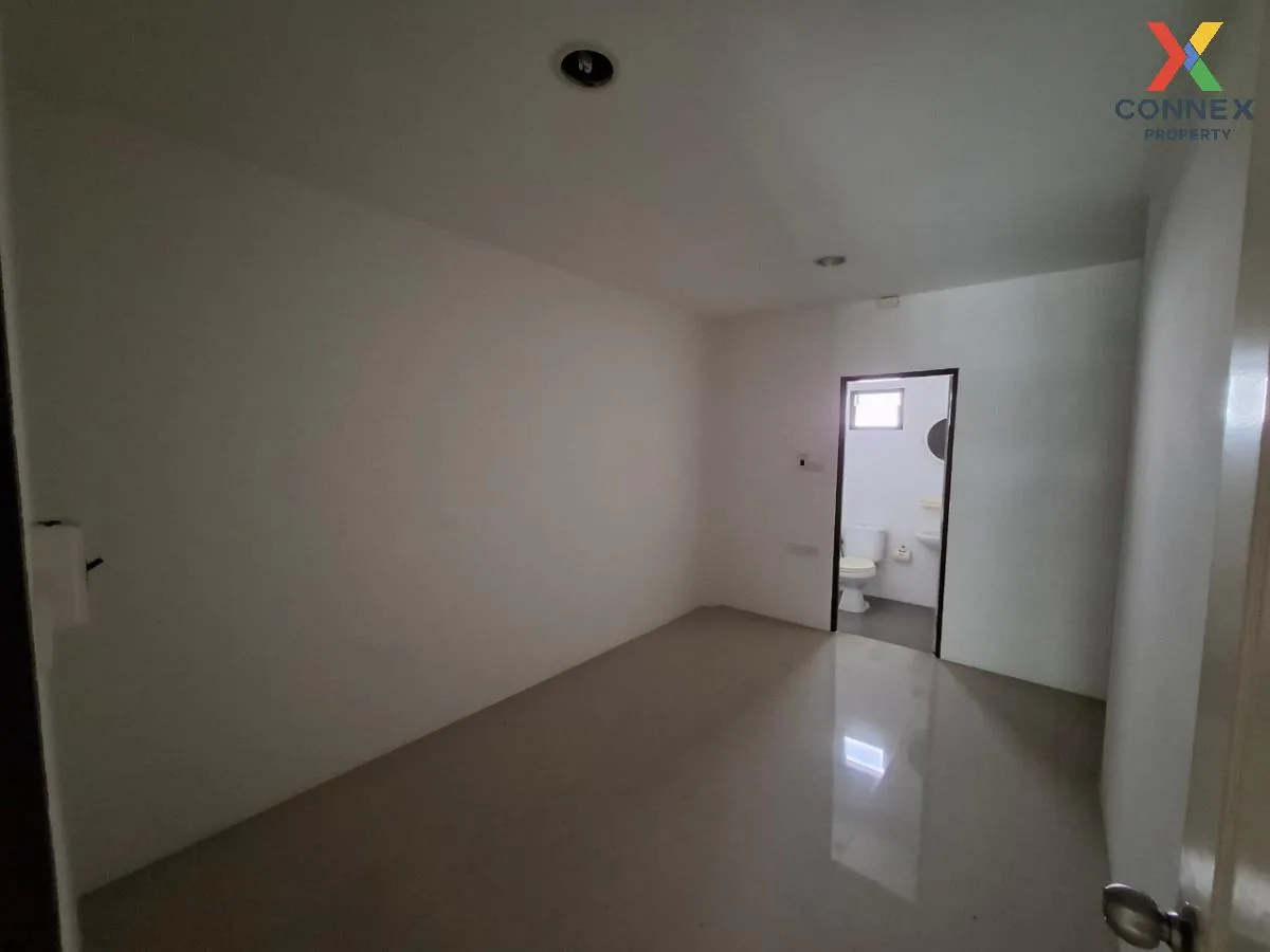 ขายอาคารพาณิชย์ 3ชั้น นาเกลือ - เขาไม้แก้ว ตะเคียนเตี้ย บางละมุง 