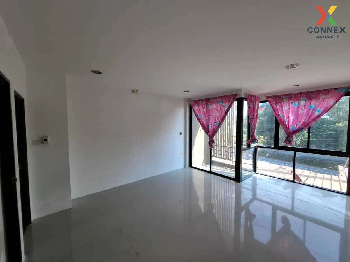 ขายอาคารพาณิชย์ 3ชั้น นาเกลือ - เขาไม้แก้ว ตะเคียนเตี้ย บางละมุง 