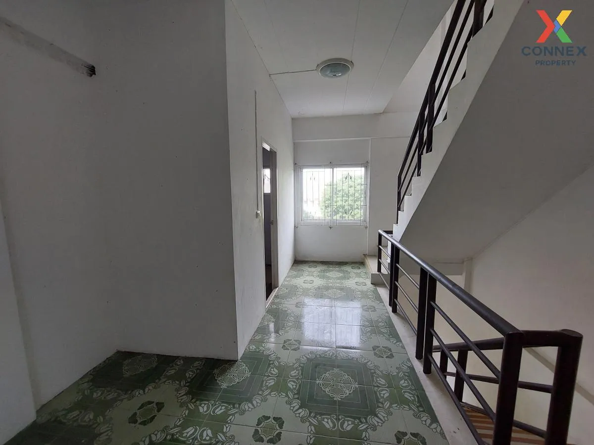 For Sale Commercial building, 3 storey,Subrungruang City 1 Amata  For Sale Commercial building, 3 storey,Subrungruang City 1 Amata