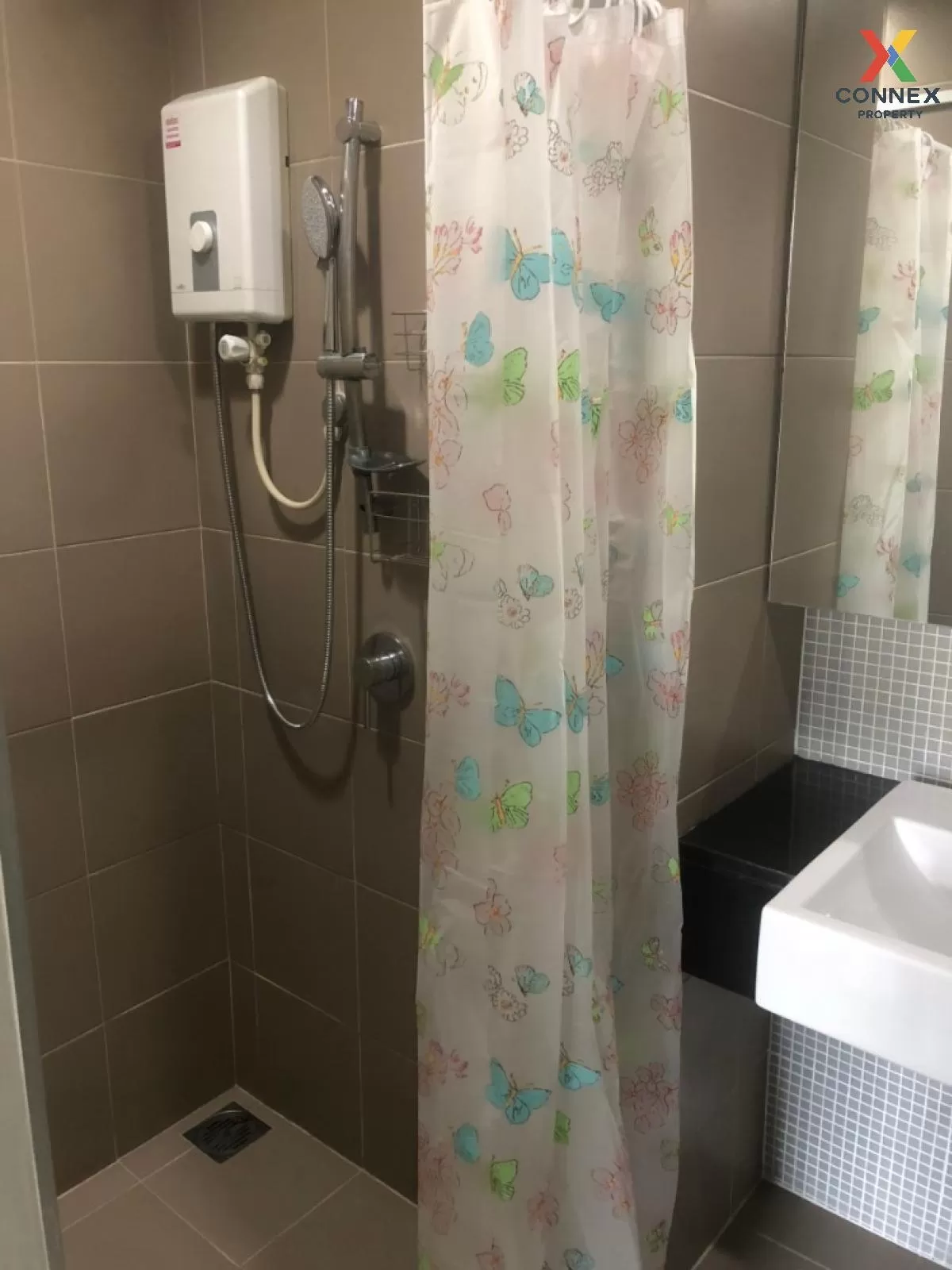 เช่าคอนโด  เดอะ คัลเลอร์รี่ วิวิด MRT-ห้วยขวาง ห้วยขวาง เขต ห้วยข