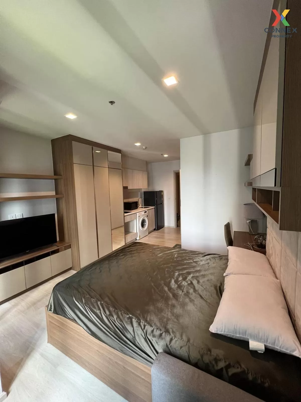 For Sale Condo , Life One Wireless , BTS-Phloen Chit , Lumpini ,  2