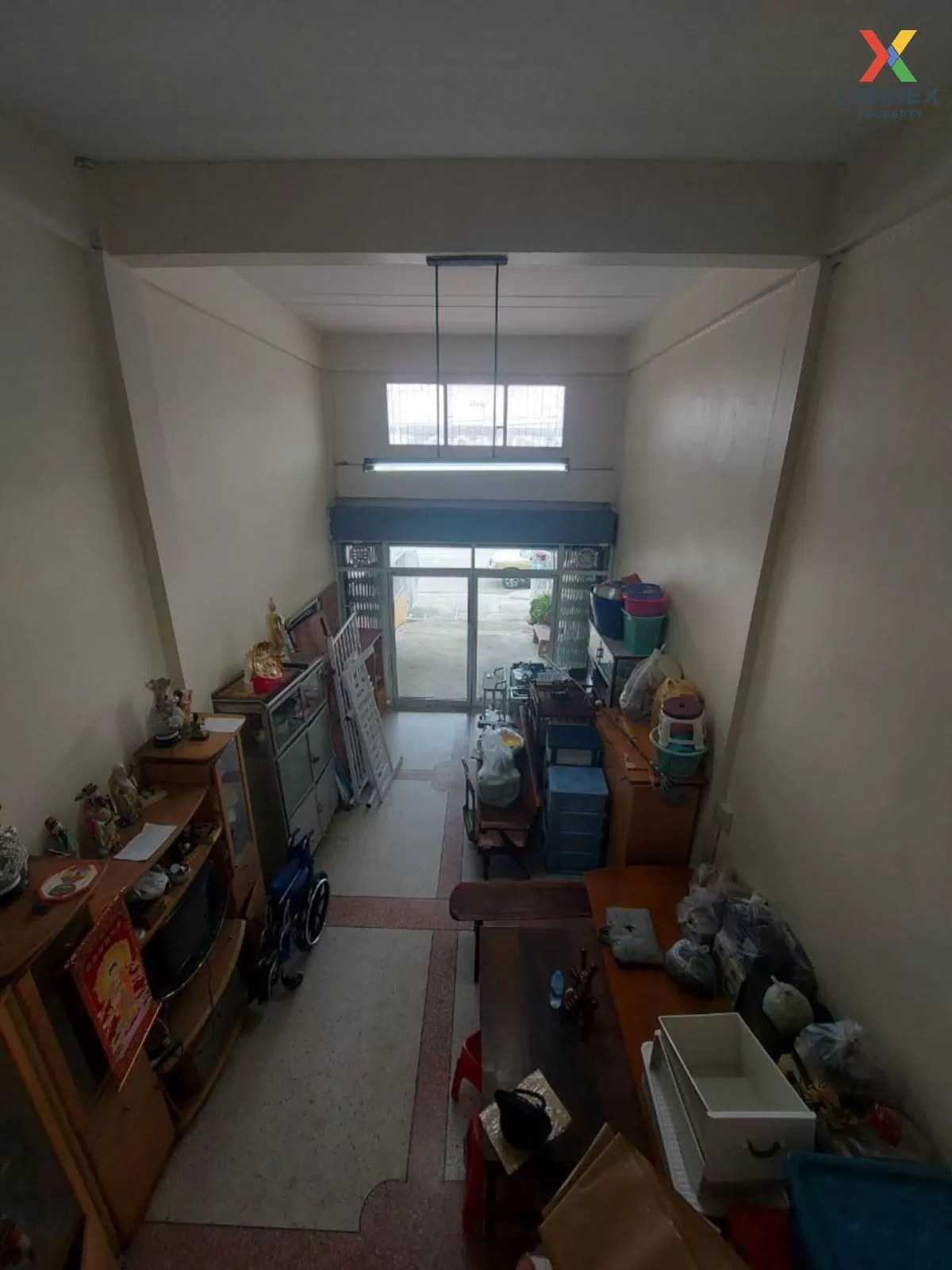 For Sale Commercial building at Thana intersection , Bang Krabao 