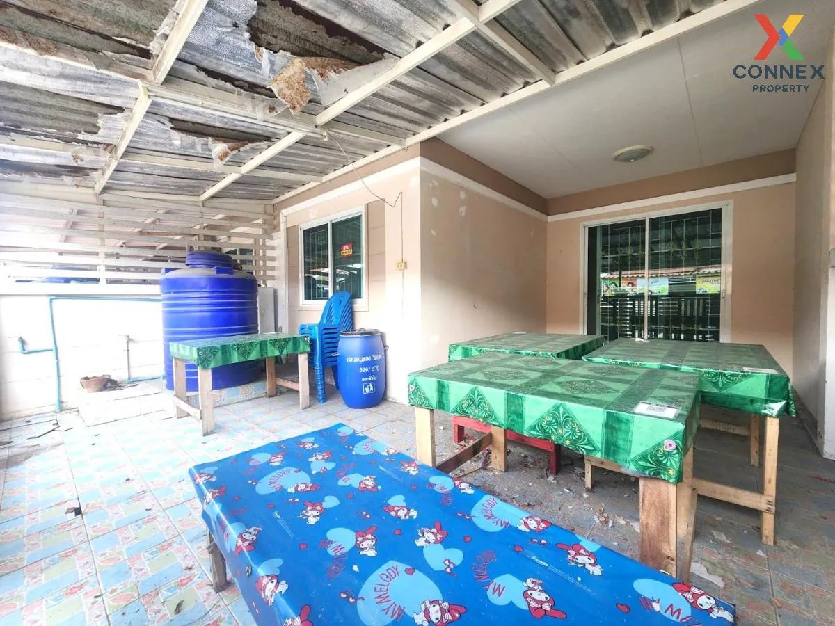 ขายทาวน์เฮ้าส์/ทาวน์โฮม  ทรัพย์รุ่งเรือง ซิตี้ 2 บ้านเก่า พานทอง 