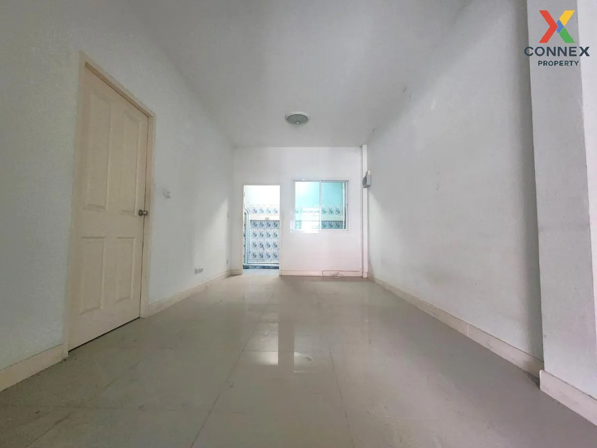 ขายทาวน์เฮ้าส์/ทาวน์โฮม  ทรัพย์รุ่งเรือง ซิตี้ 2 บ้านเก่า พานทอง 