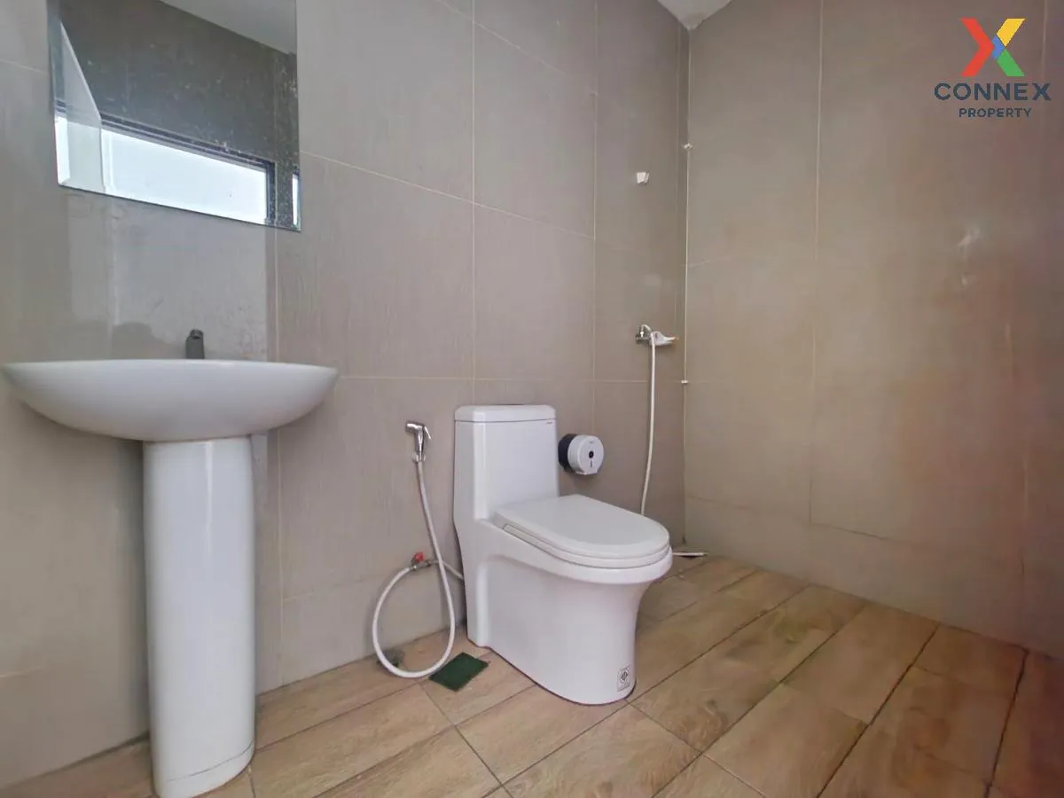 ขายทาวน์เฮ้าส์/ทาวน์โฮม  ซี วิลเลจ บ้านบึง บ้านบึง บ้านบึง ชลบุรี