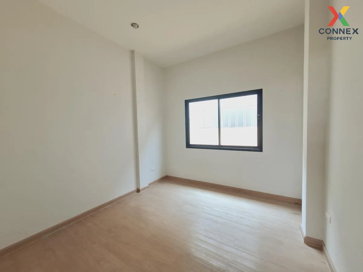 ขายทาวน์เฮ้าส์/ทาวน์โฮม  เดอะ เซ็นทรัล ทาวน์ บึง - ศรีราชา หนองขา