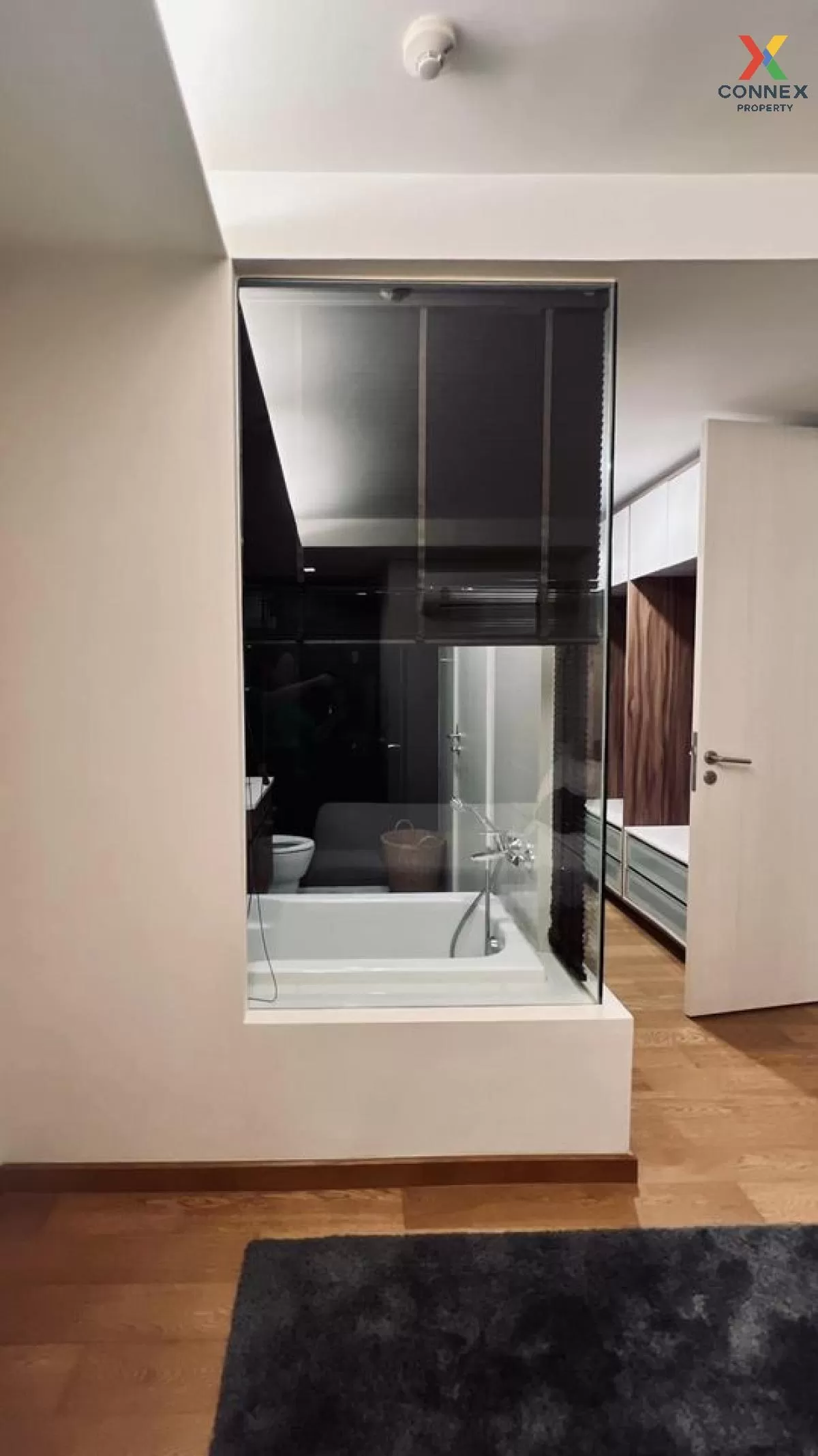 For Rent Condo , Via 31 , Khlong Toei Nuea , Watthana , Bangkok ,