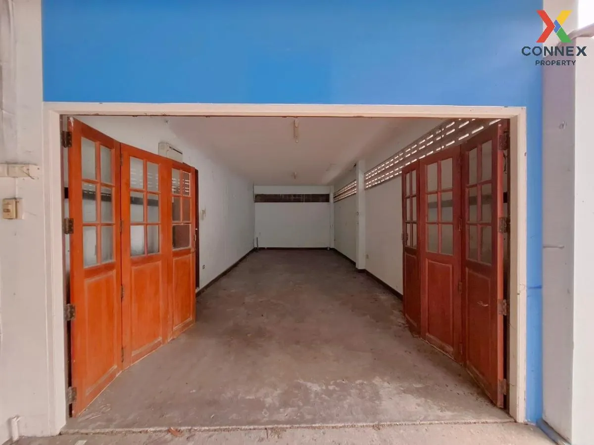 For Sale Single Houe Soi Map Yai Lia , Nong Prue , Bang Lamung , 