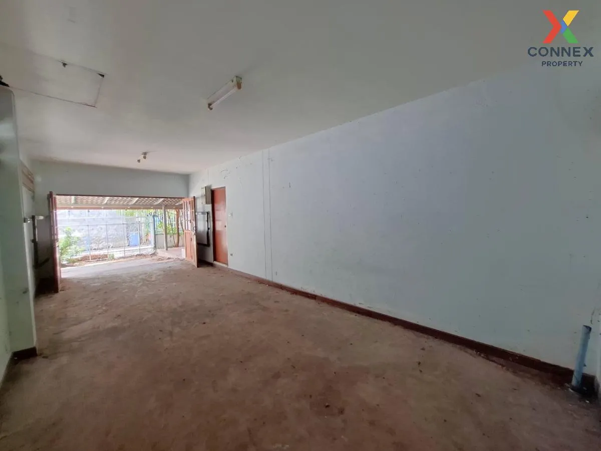 For Sale Single Houe Soi Map Yai Lia , Nong Prue , Bang Lamung , 