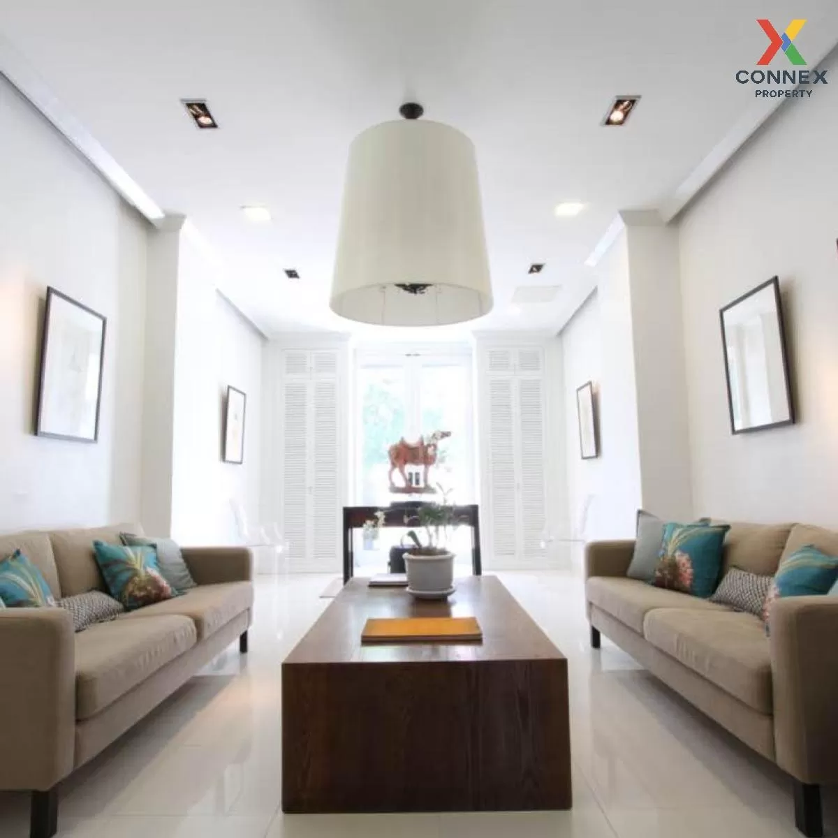 For Sale townhome, 2 storey, soi  Ruamrudee , Lumpini , Pathum Wa 4