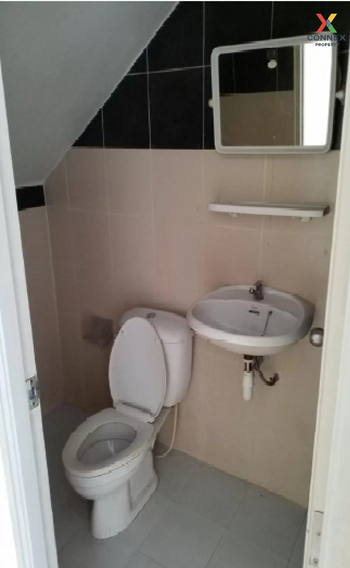 For Sale Townhouse/Townhome  , Ban Suan Thong Modern Home , Bueng 3