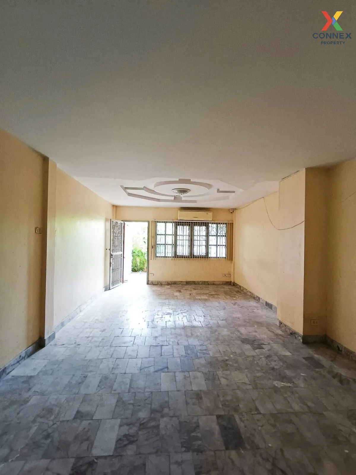 For Sale Townhouse/Townhome  , Bussarakham Rim Nam , Arun Ammarin