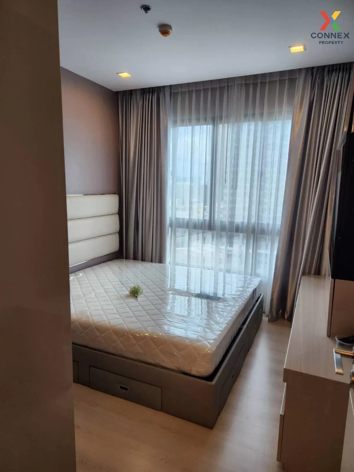 For Rent Condo , The Signature by URBANO , BTS-Saphan Khwai , Sam