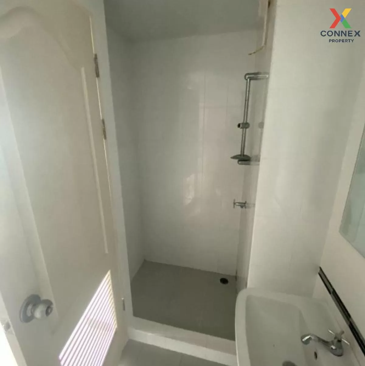 ขายคอนโด  ดิ อเวนิว สปริง แอท เอแบค บางนา บางเสาธง บางเสาธง สมุทร 4